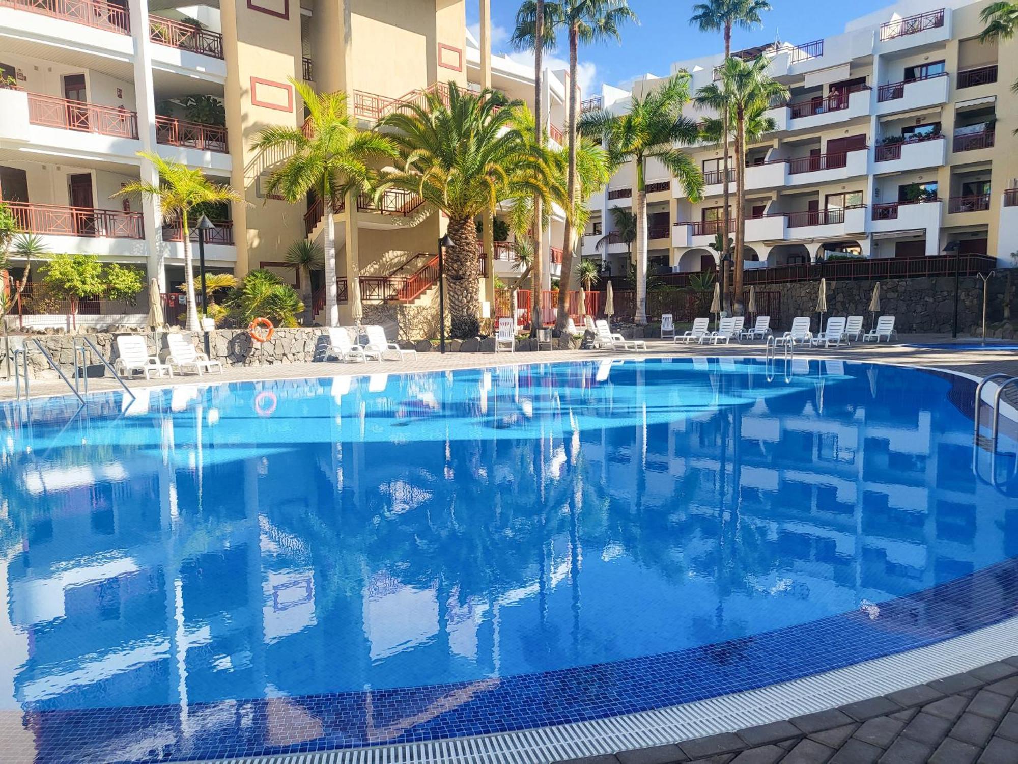 Oasis Palm Mar By Helloapartments Exterior foto
